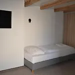 Operahostel ホステル