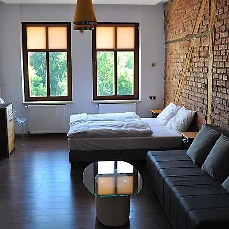 Operahostel Хостел *