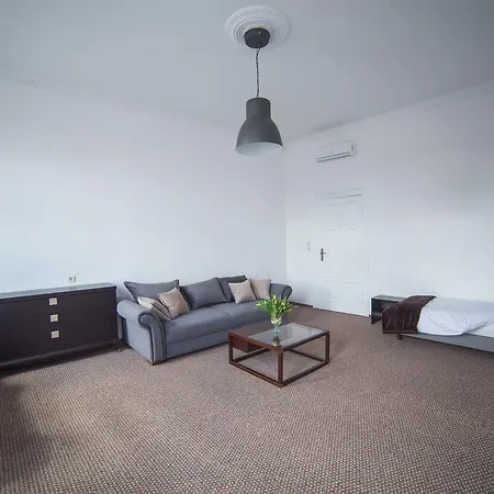 Vandrarhem Operahostel *