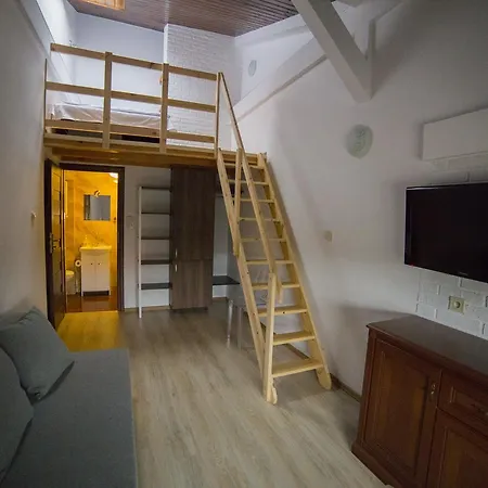 Operahostel * Bydhošť
