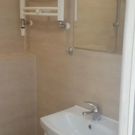 Operahostel * 比得哥什