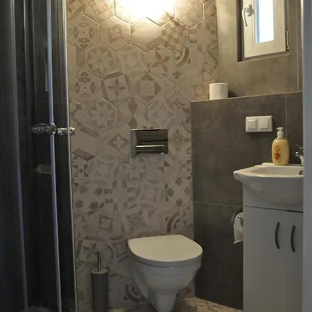 Operahostel Хостел *