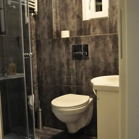 Operahostel * 比得哥什